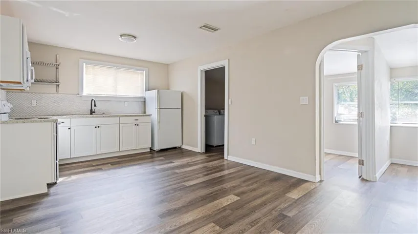 4028 Desoto AVE, FORT MYERS FL 33916