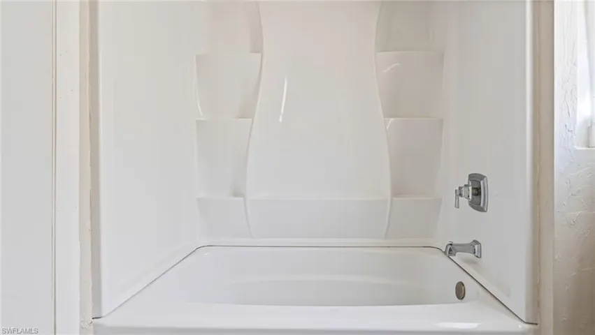 4028 Desoto AVE, FORT MYERS FL 33916