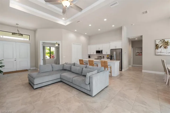 2214 Cape Coral Pkwy W, Cape Coral, Florida 33914