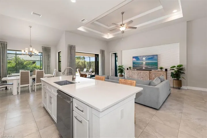 2214 Cape Coral Pkwy W, Cape Coral, Florida 33914