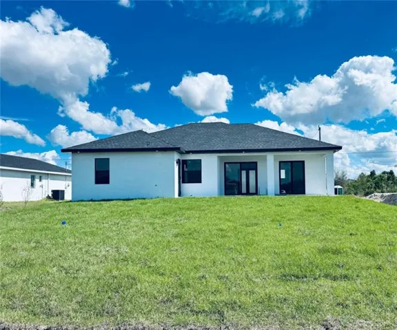 2504  Vera S AVE, Lehigh Acres, FL 33976
