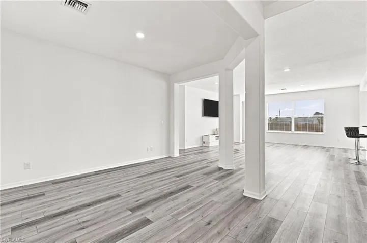 2001 Ne 17th Ave, Cape Coral, Florida 33909