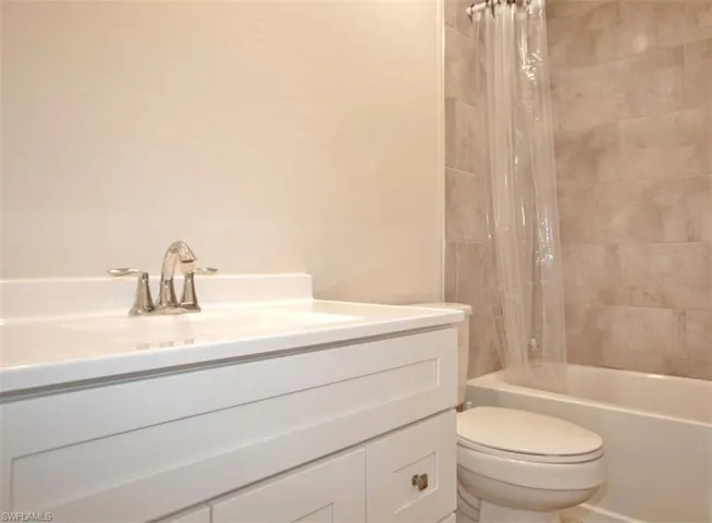 4053 Seaoats Ln, Naples, Florida 34112
