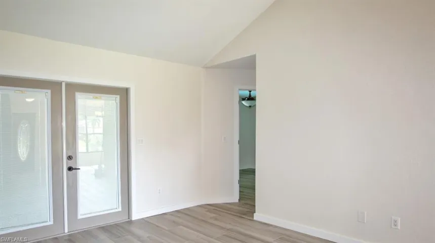 4053 Seaoats Ln, Naples, Florida 34112