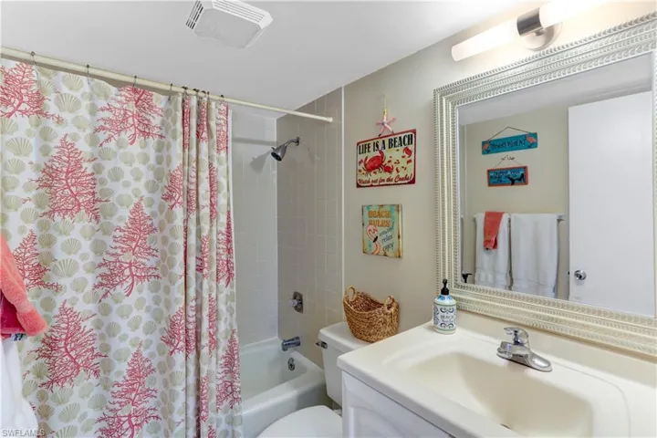 26371 Hickory Blvd 304, Bonita Springs, Florida 34134