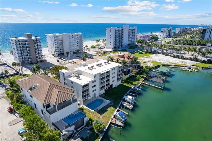 26371 Hickory Blvd 304, Bonita Springs, Florida 34134