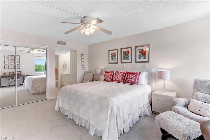 26371 Hickory Blvd 304, Bonita Springs, Florida 34134
