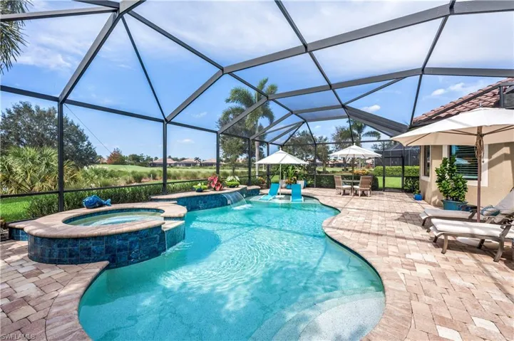 Oversize lot allows for plenty of green back yard space