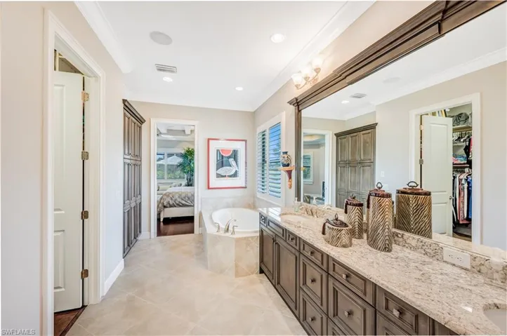 Jetted tub & split Plantation shutters for privacy