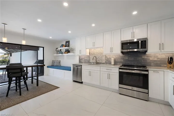 28432 Highgate Dr, Bonita Springs, Florida 34135