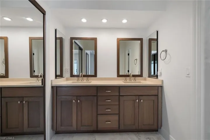 28432 Highgate Dr, Bonita Springs, Florida 34135