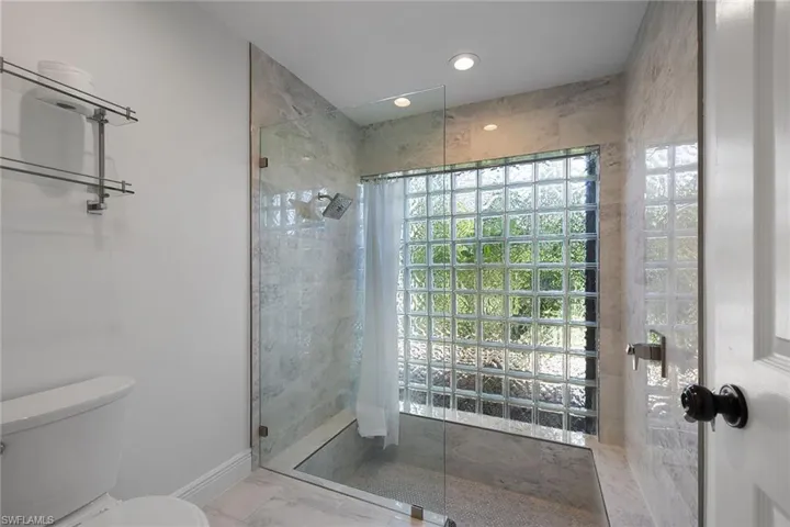 28432 Highgate Dr, Bonita Springs, Florida 34135