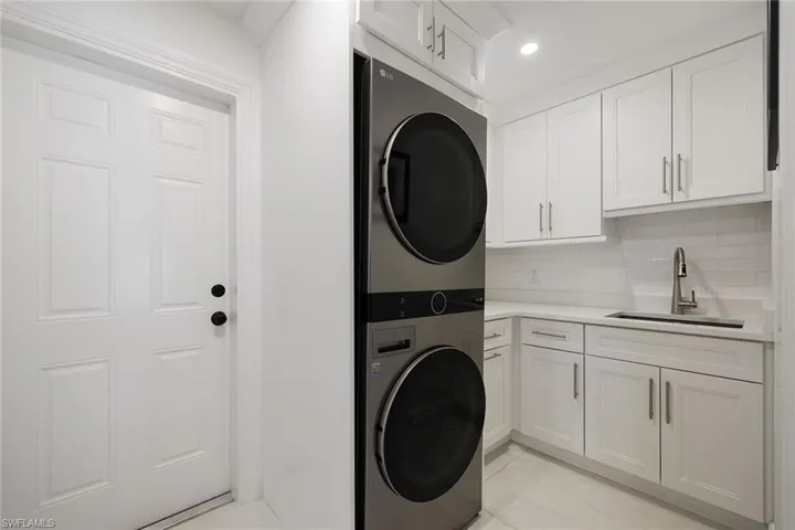 28432 Highgate Dr, Bonita Springs, Florida 34135
