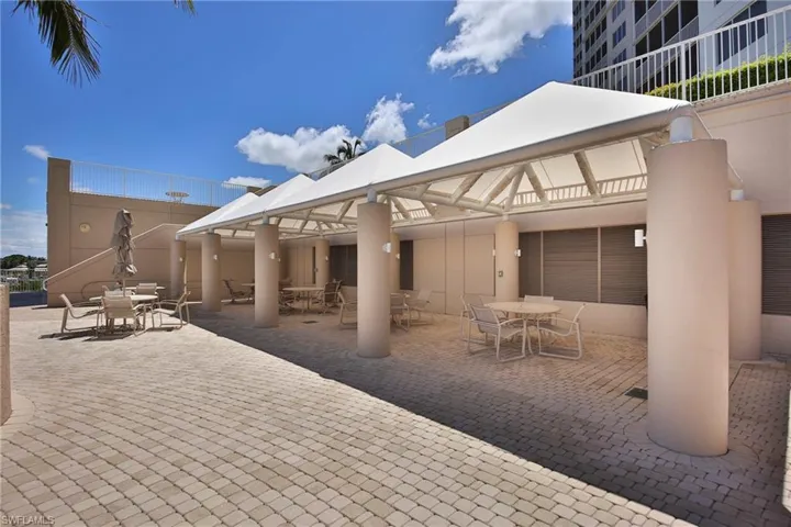 2104 W First  ST, Fort Myers, FL 33901