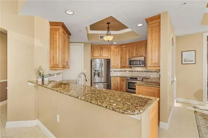 2104 W First  ST, Fort Myers, FL 33901
