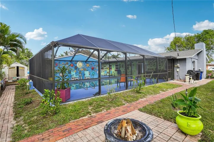 Outdoor sitting area