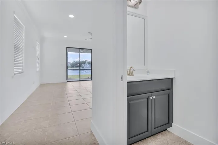 Powder room
