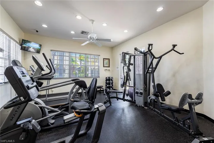 4342 Avian Ave, Fort Myers, Florida 33916