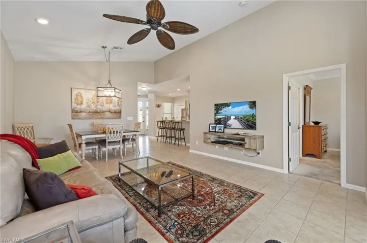 4342 Avian Ave, Fort Myers, Florida 33916