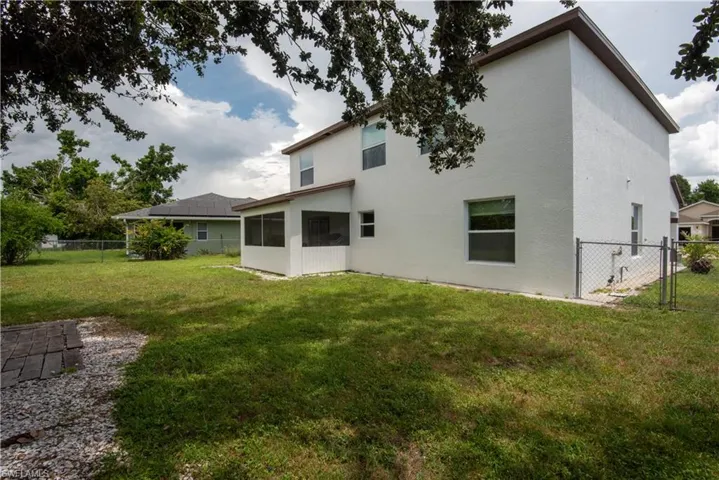 1509  Junior  CT, Lehigh Acres, FL 33971