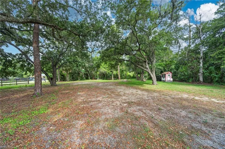 11751 Deal Rd, North Fort Myers, Florida 33917