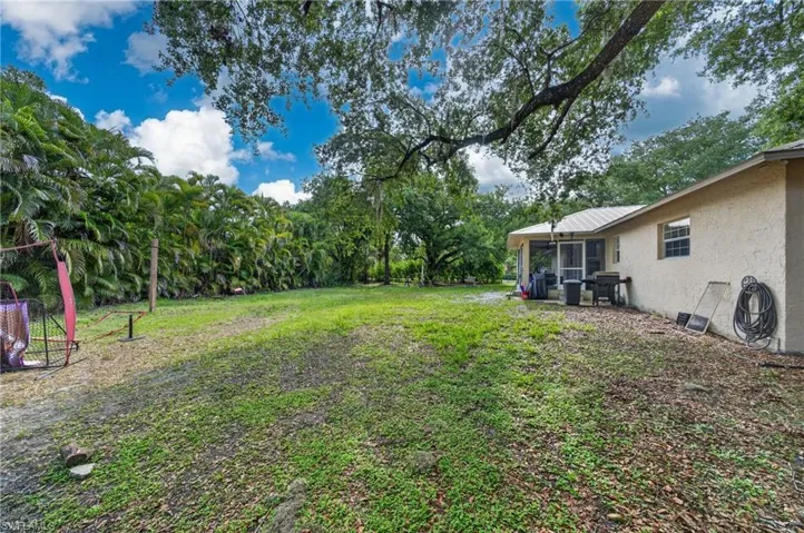 11751 Deal Rd, North Fort Myers, Florida 33917