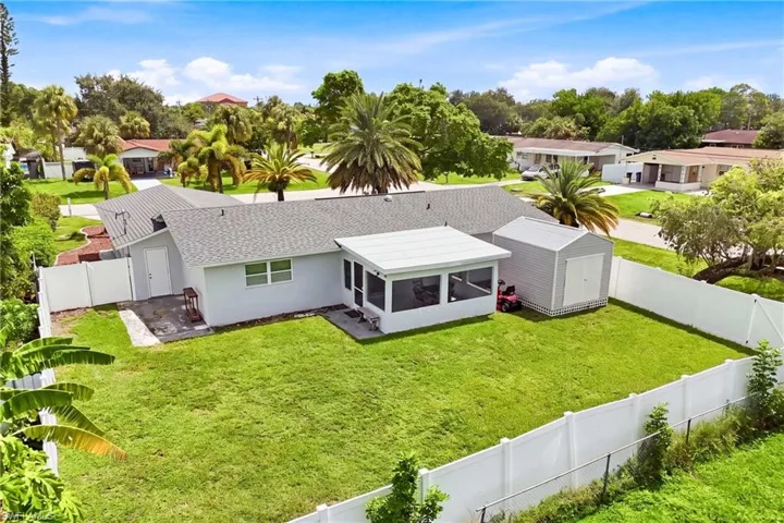 402 Ne 14th Pl, Cape Coral, Florida 33909