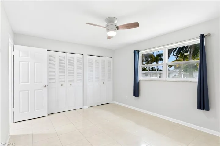 402 Ne 14th Pl, Cape Coral, Florida 33909