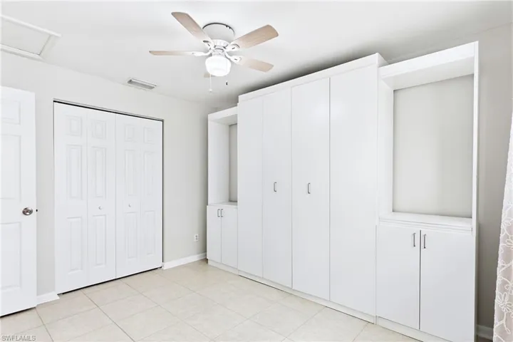 402 Ne 14th Pl, Cape Coral, Florida 33909