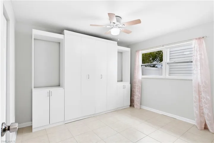 402 Ne 14th Pl, Cape Coral, Florida 33909