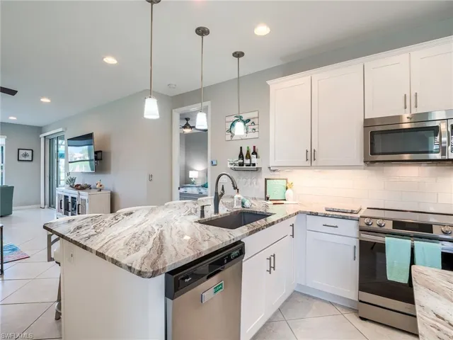 10458  Severino  LN, Fort Myers, FL 33913