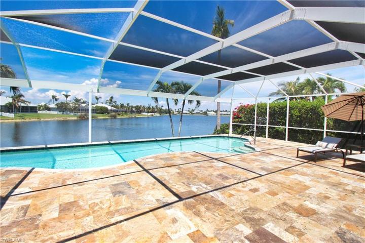 HUGE pool area