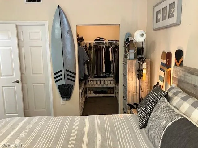 Bedroom with a walk in closet