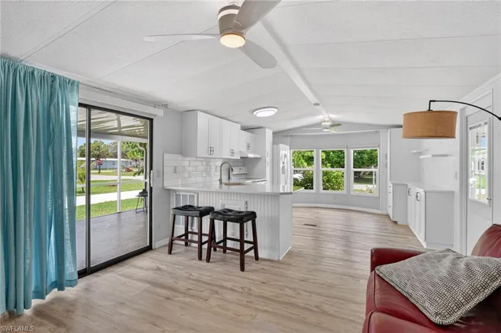 221 Grassy Key Ln, Naples, Florida 34114