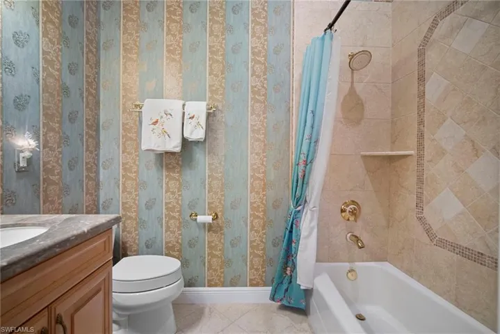 7620 Palmer Ct, Naples, Florida 34113