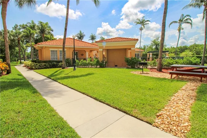 8659 River Homes Ln 1108, Bonita Springs, Florida 34135