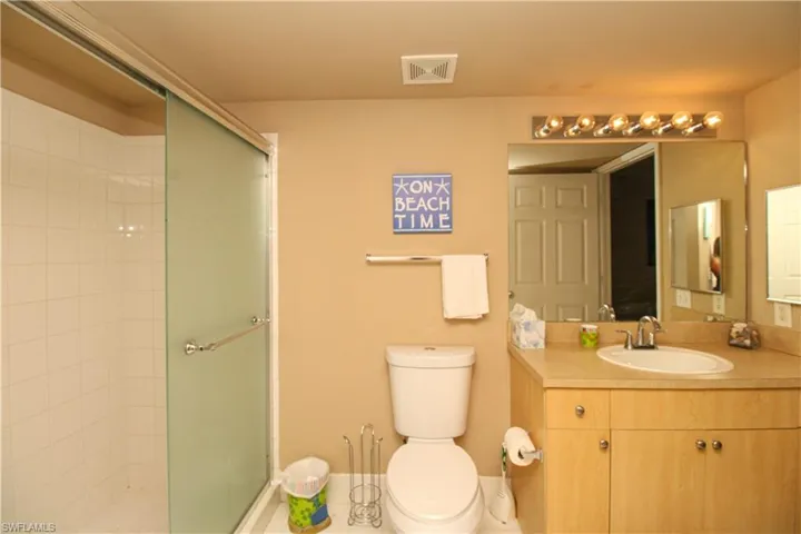 8659 River Homes Ln 1108, Bonita Springs, Florida 34135