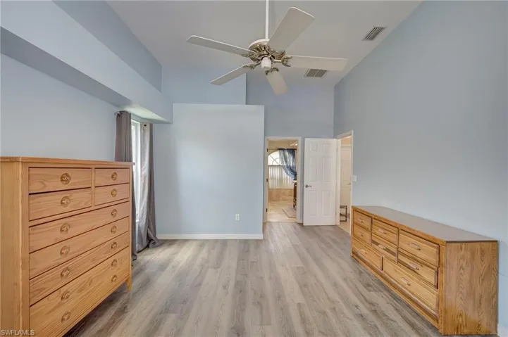 1722 Se 2nd St, Cape Coral, Florida 33990