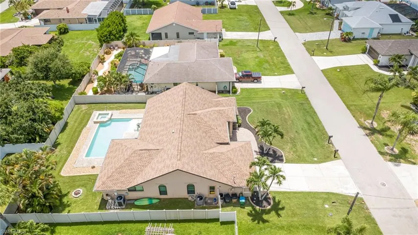 1722 Se 2nd St, Cape Coral, Florida 33990