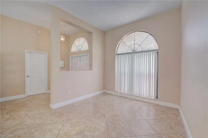 1722 Se 2nd St, Cape Coral, Florida 33990
