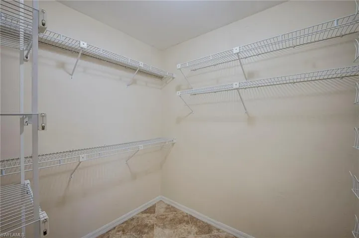 1722 Se 2nd St, Cape Coral, Florida 33990