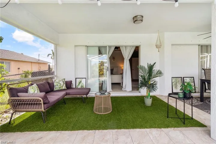 Large entertaining area