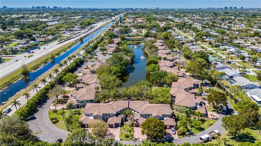 300 Diamond Cir 308, Naples, Florida 34110