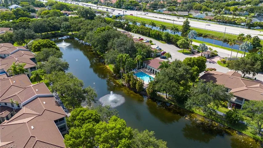 300 Diamond Cir 308, Naples, Florida 34110