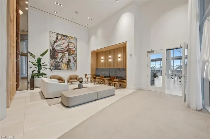 1950 Mayfair St Ph8, Naples, Florida 34104