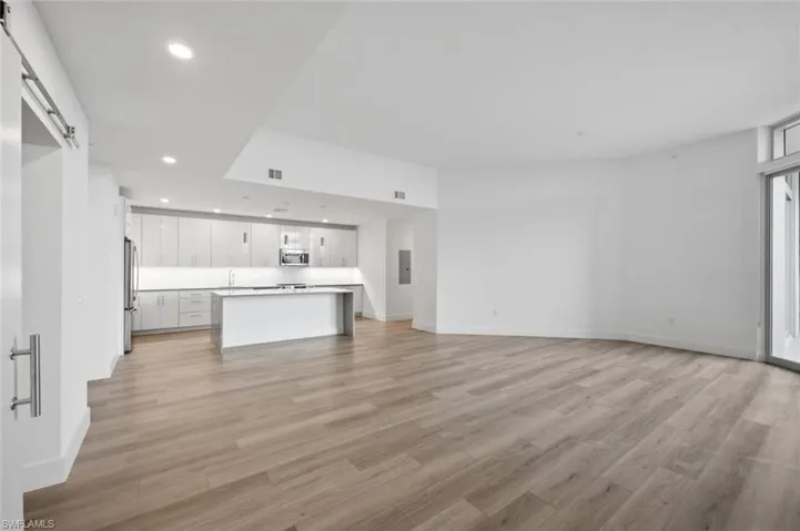 1950 Mayfair St Ph8, Naples, Florida 34104