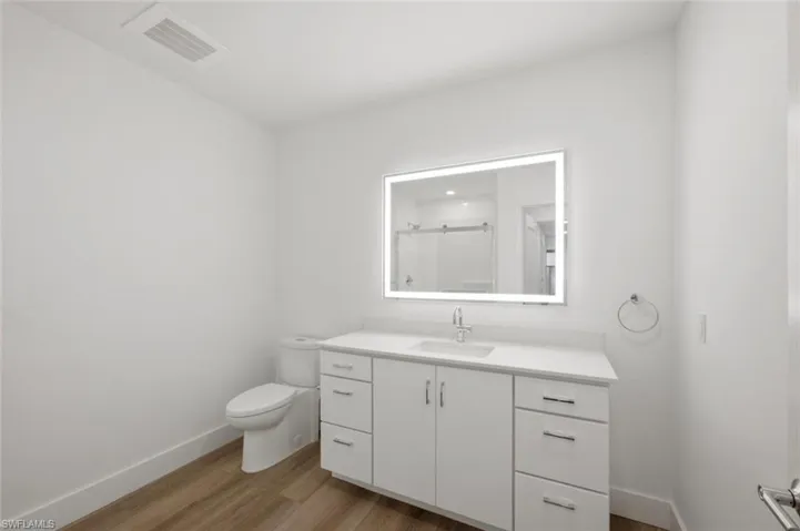 1950 Mayfair St Ph8, Naples, Florida 34104