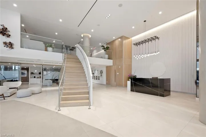 1950 Mayfair St Ph8, Naples, Florida 34104