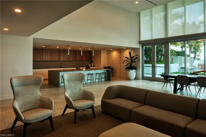 1950 Mayfair St Ph8, Naples, Florida 34104