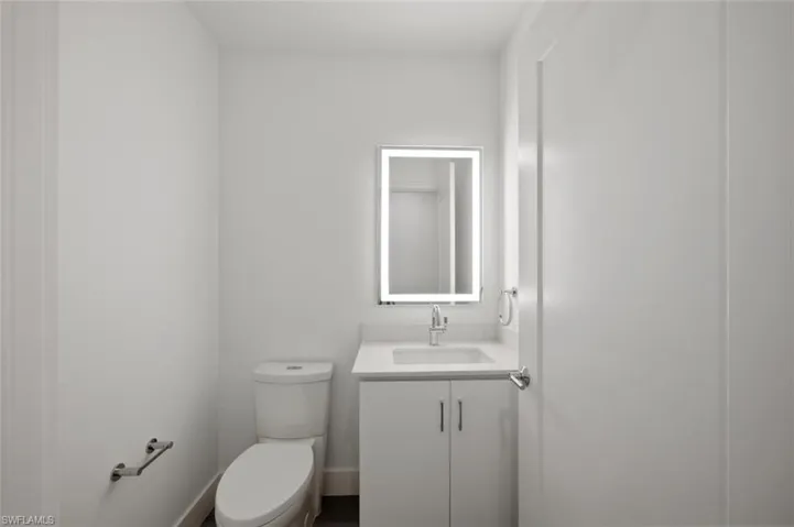 1950 Mayfair St Ph8, Naples, Florida 34104